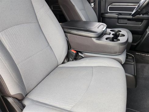 Used 2024 RAM 2500 Big Horn image 15