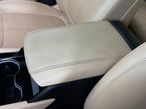 Used 2022 Jeep Grand Cherokee L Limited RWD image 18