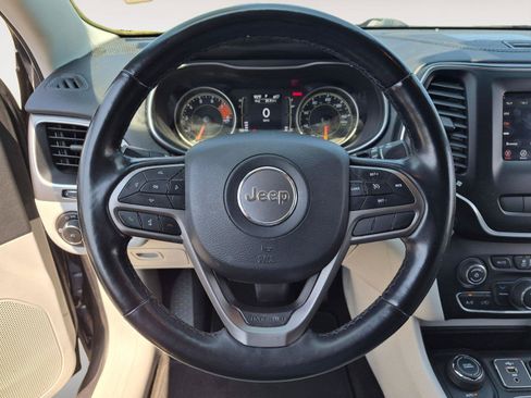 Used 2020 Jeep Cherokee Latitude Lux w/ Quick Order Package 26H Lux AWD/4WD image 19