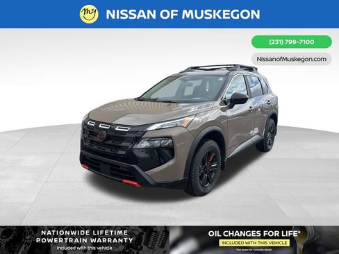 New 2026 Nissan Rogue Rock Creek image 3