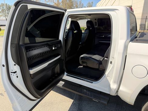Used 2019 Toyota Tundra Platinum image 27