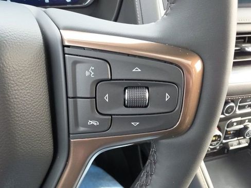 Used 2024 Chevrolet Suburban High Country image 18