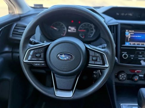 Used 2018 Subaru Crosstrek 2.0i image 17