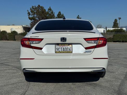 Used 2022 Honda Accord Sport image 6
