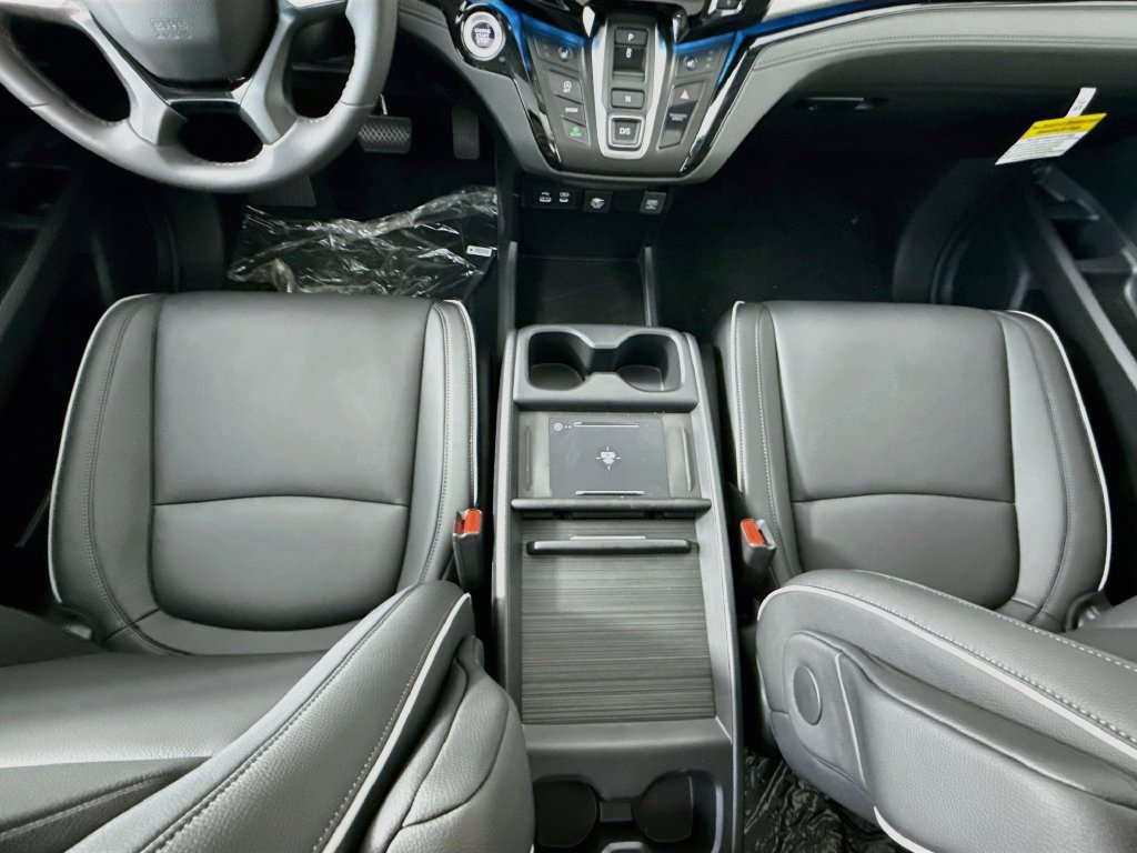 New 2026 Honda Odyssey Touring image 16