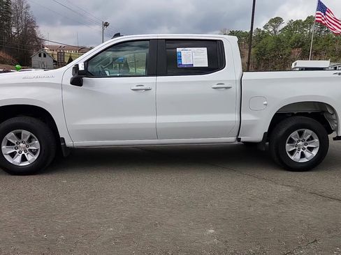 Used 2025 Chevrolet Silverado 1500 LT AWD/4WD image 16