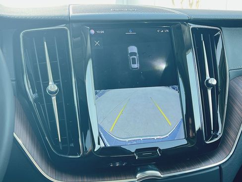 Certified 2023 Volvo XC60 B6 Ultimate image 19