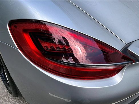 Certified 2016 Porsche Boxster Spyder RWD image 27