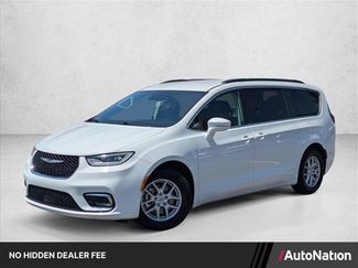 Used 2022 Chrysler Pacifica Touring-L FWD video 1