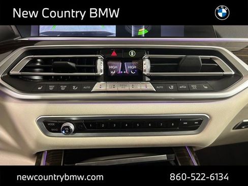 Used 2020 BMW X7 xDrive40i w/ Executive Package image 23