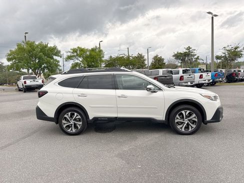 Used 2021 Subaru Outback Touring w/ Popular Package #2 AWD/4WD image 2