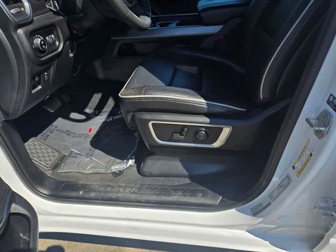 Used 2025 RAM 1500 Laramie image 20