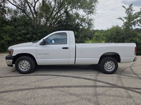 Used 2006 Dodge Ram 1500 Truck ST RWD image 3