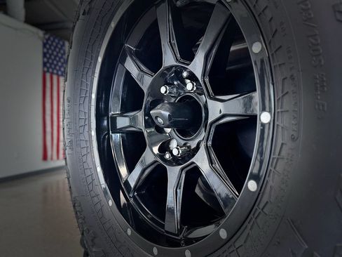Used 2022 Jeep Wrangler Sport AWD/4WD image 23