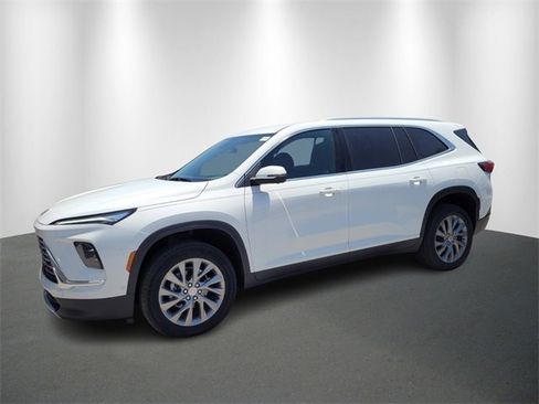 New 2025 Buick Enclave Preferred w/ Super Cruise Package image 2
