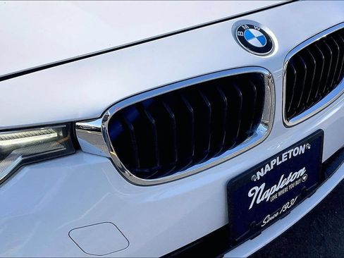 Used 2018 BMW 330i Sedan RWD image 30