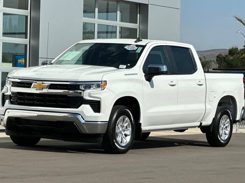 Used 2025 Chevrolet Silverado 1500 LT RWD image 8