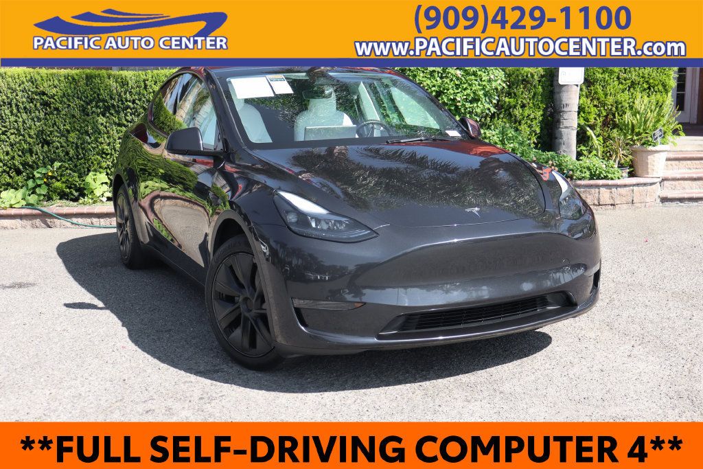 Used 2025 Tesla Model Y Long Range RWD image 1