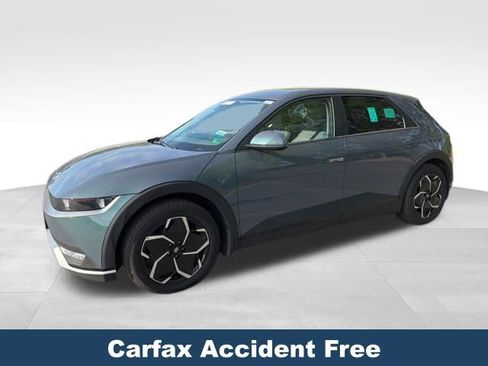 Used 2024 Hyundai Ioniq 5 SEL image 2