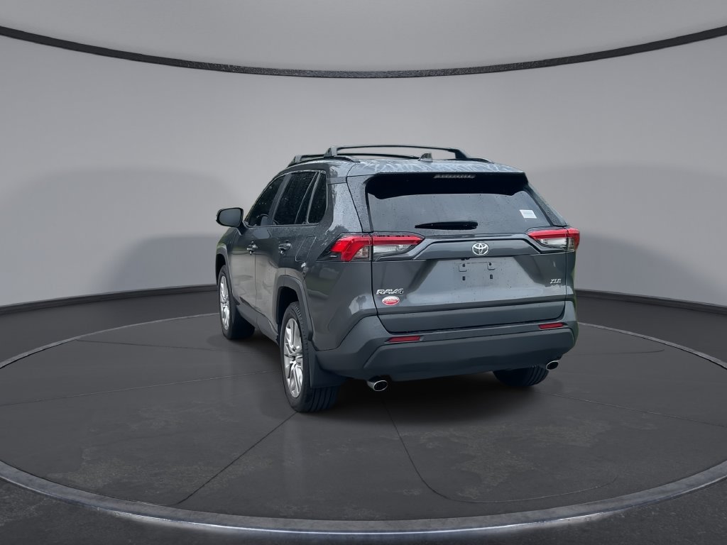 Used 2024 Toyota RAV4 XLE Premium FWD image 7