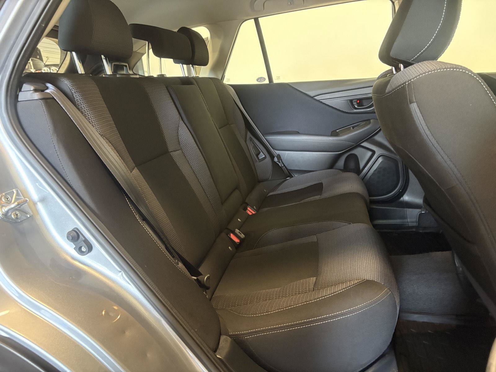Used 2021 Subaru Outback AWD/4WD image 41