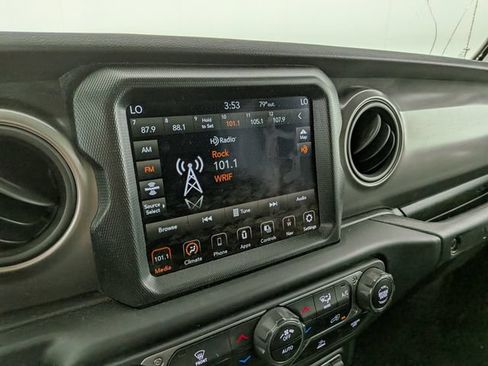 Used 2021 Jeep Wrangler Unlimited Sport AWD/4WD image 21