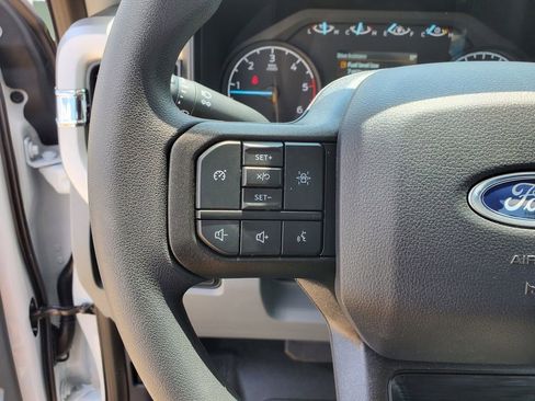 New 2025 Ford F350 XL w/ XL Chrome Package image 15