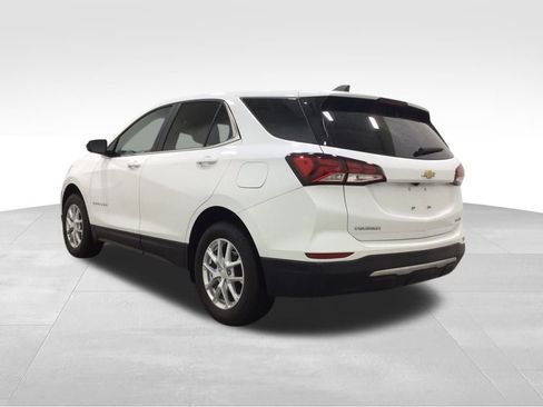 Used 2024 Chevrolet Equinox LT w/ Driver Convenience Package image 3