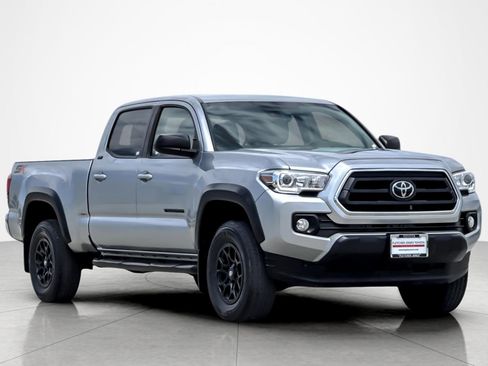 Used 2023 Toyota Tacoma SR5 AWD/4WD image 7
