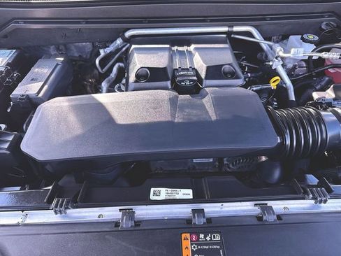 Used 2023 Chevrolet Colorado LT w/ LT Convenience Package II image 29