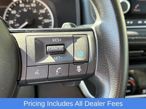 Used 2023 Nissan Rogue SV AWD/4WD image 16