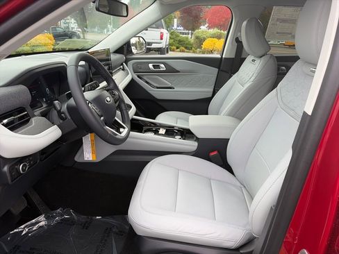 New 2026 Ford Explorer Platinum w/ LUX Leather Package image 12