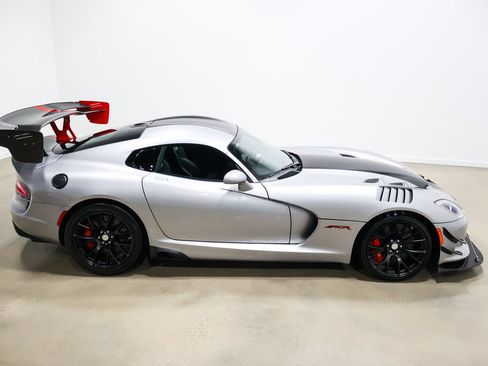 Used 2017 Dodge Viper ACR w/ Extreme Aero Package RWD image 66