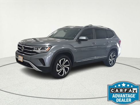 Used 2022 Volkswagen Atlas SEL AWD/4WD image 2