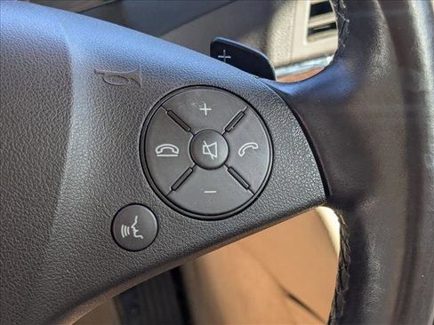 Used 2011 Mercedes-Benz E 550 Cabriolet image 5