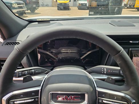 New 2026 GMC Terrain Elevation w/ Elevation Premium Package AWD/4WD image 20