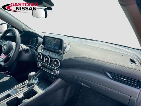 Used 2024 Nissan Sentra SV FWD image 35