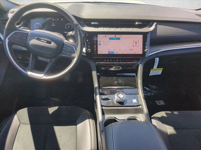 New 2026 Jeep Grand Cherokee Altitude AWD/4WD image 13