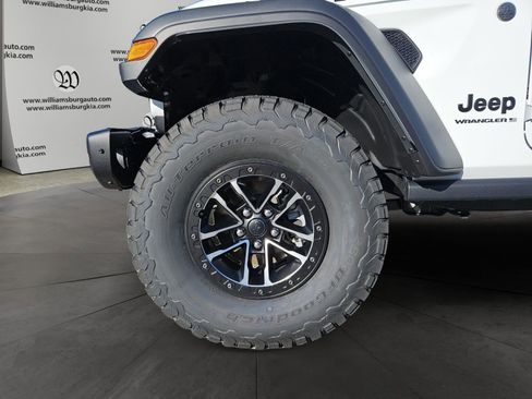 New 2026 Jeep Wrangler Unlimited Rubicon 392 w/ Quick Order Package 27X Moab AWD/4WD image 14