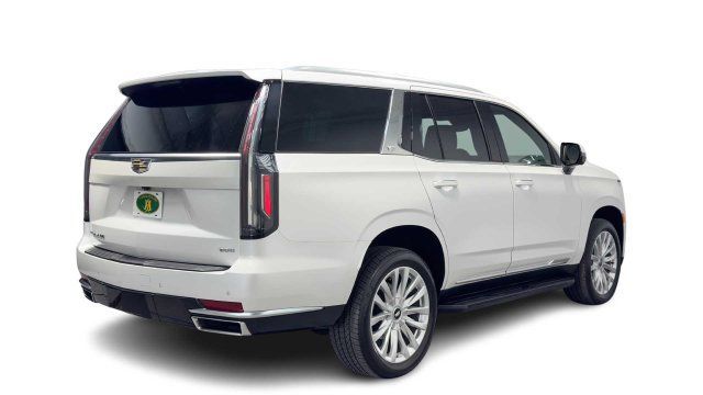 Used 2024 Cadillac Escalade Luxury RWD image 2