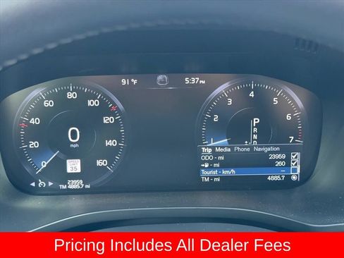 Used 2021 Volvo XC60 T5 Momentum w/ Protection Package Premier FWD image 20