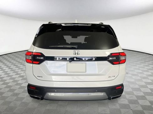 New 2026 Honda Pilot Elite image 5