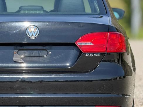 Used 2013 Volkswagen Jetta SE FWD image 14