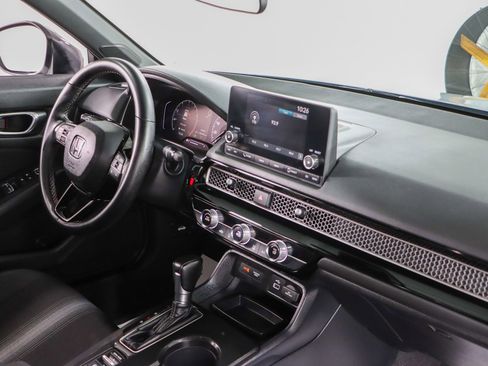 Used 2023 Honda Civic Sport image 25
