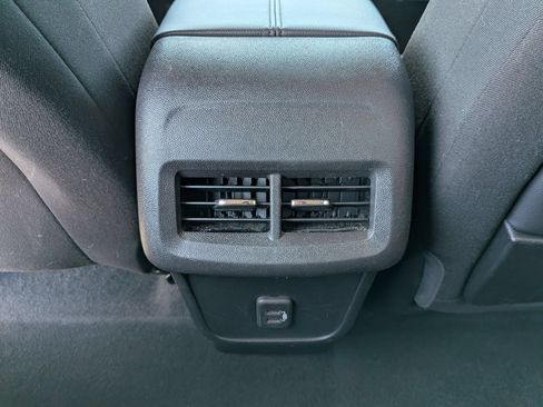 Certified 2023 GMC Terrain SLE FWD image 20
