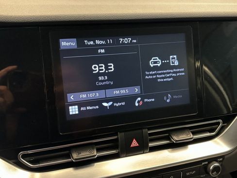 Used 2022 Kia Niro LXS image 12