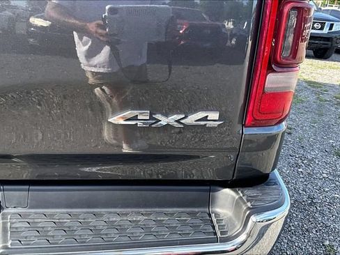 Used 2022 RAM 1500 Laramie AWD/4WD image 23