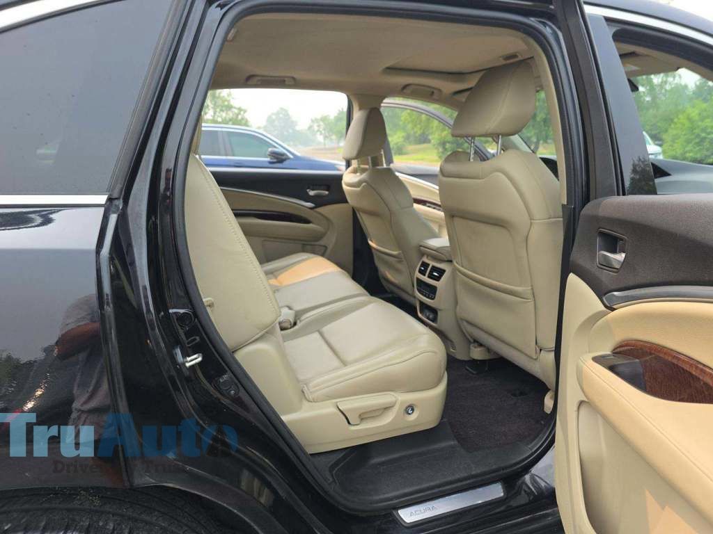 Used 2018 Acura MDX SH-AWD image 16