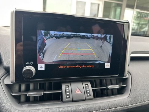 Used 2024 Toyota RAV4 XLE Premium FWD image 8