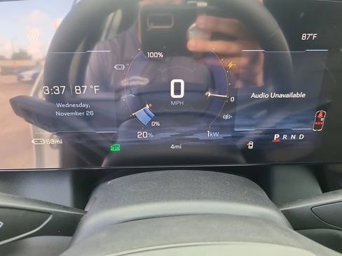 New 2026 Chevrolet Equinox EV LT w/ LPO, Blackout Package FWD image 27